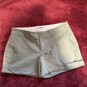 Old Navy Women's Sage Cargo Shorts